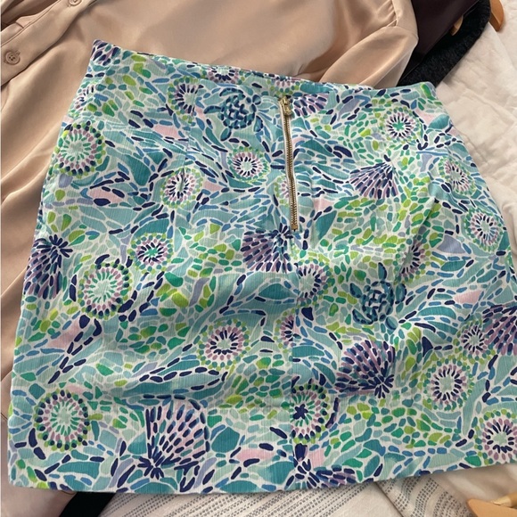 Lilly Pulitzer skort size 0 - Picture 2 of 3